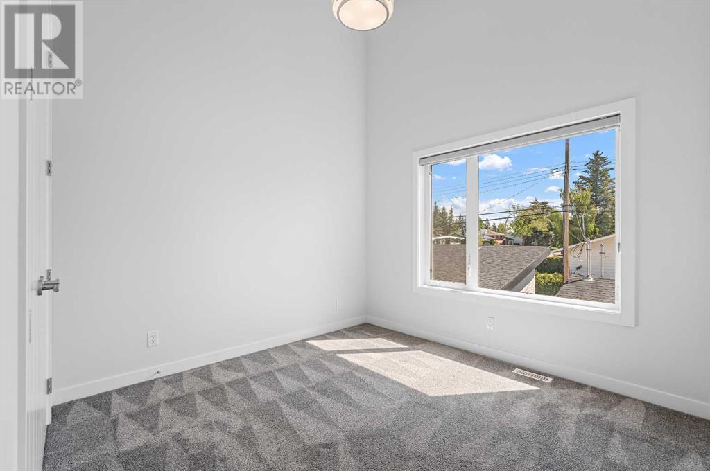 5604 37 Street Sw Property Photo 29