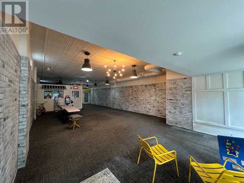 338 Centre Street Property Photo 9