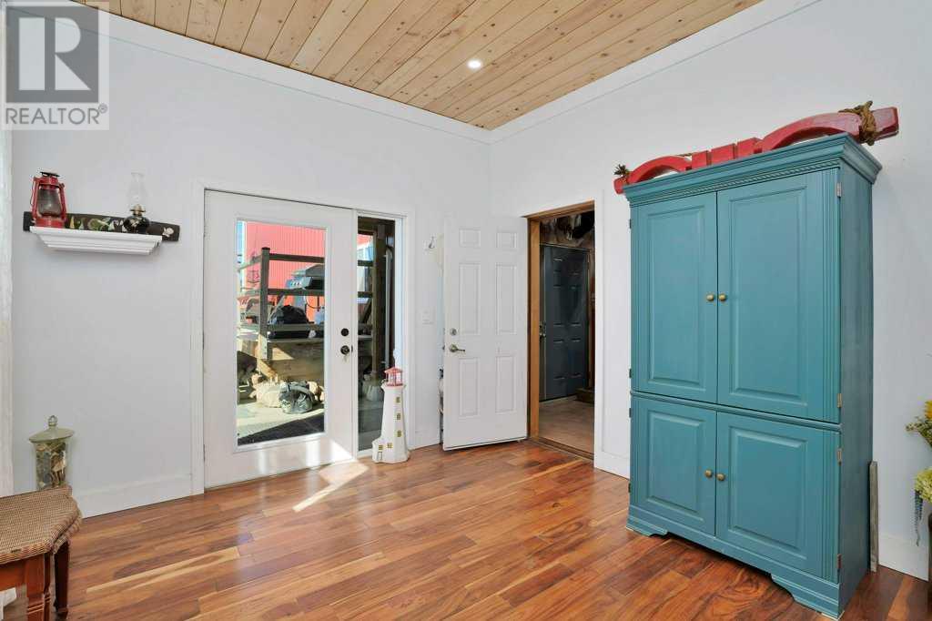 353022 Range Road 4-3 Property Photo 14