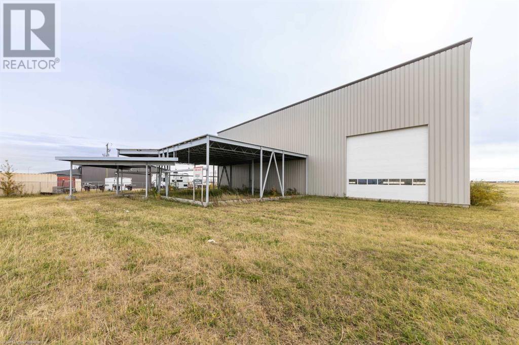 6715 & 6803 66 Street Property Photo 20