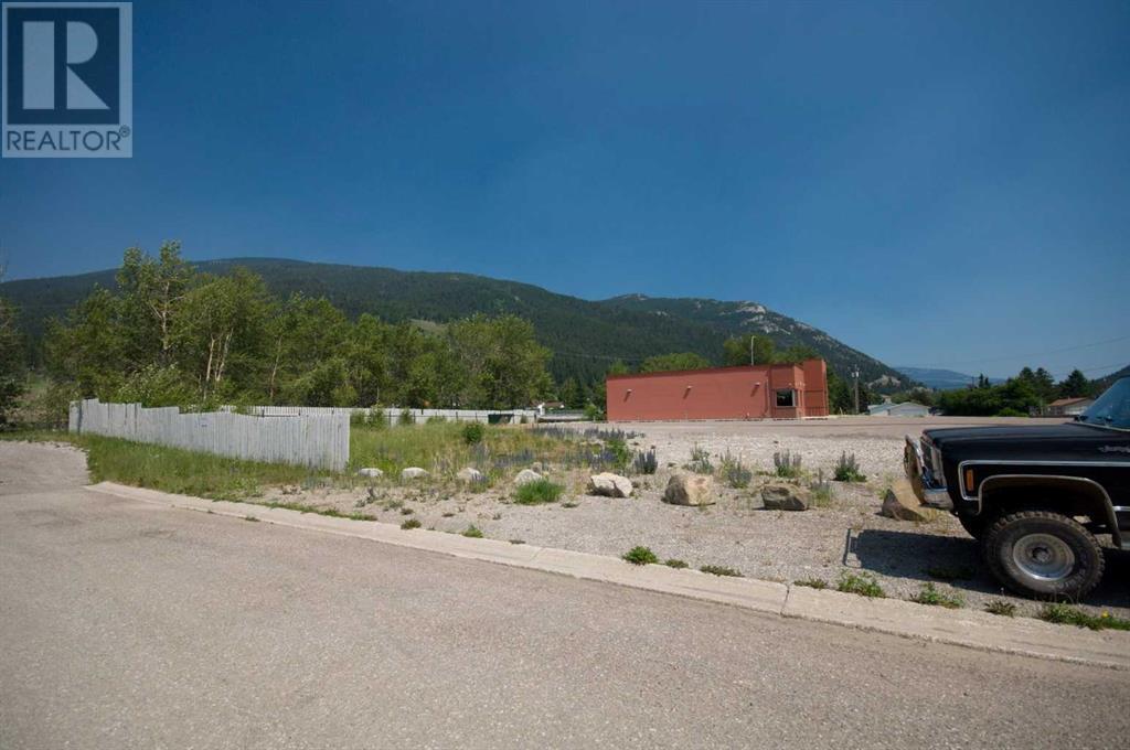 2131 128th Street Property Photo 4