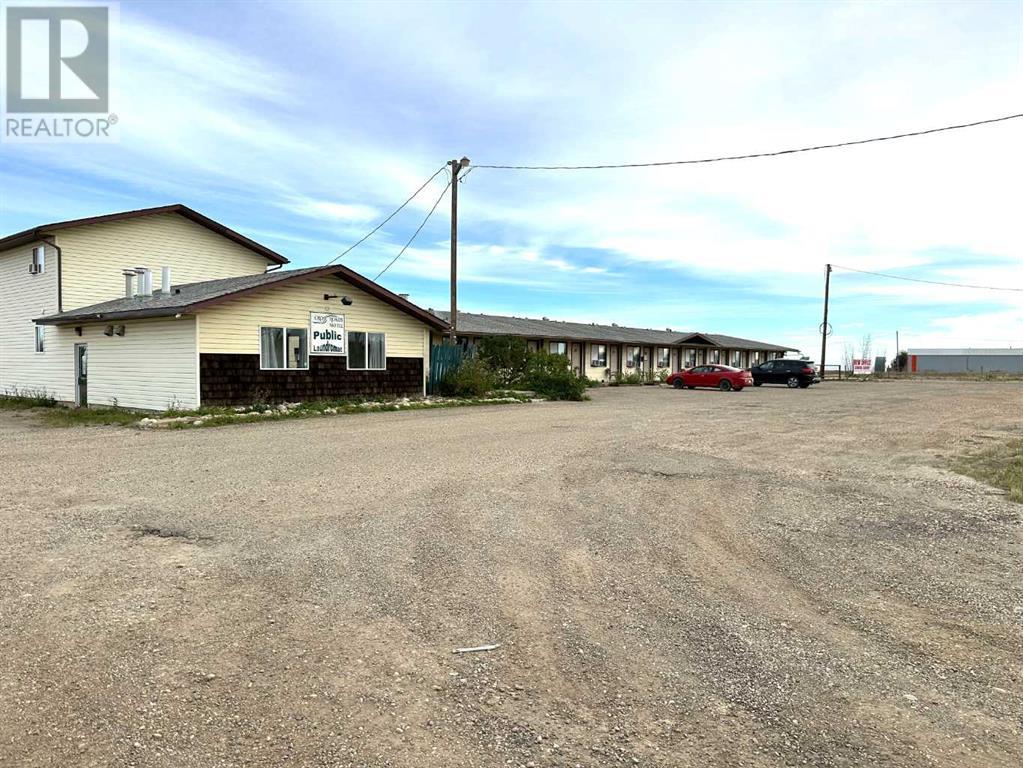 5416 49 Avenue Property Photo 1