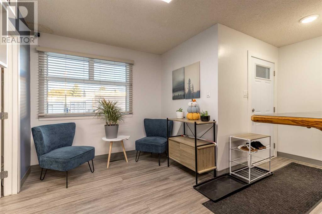 1910 18 Street Property Photo 9