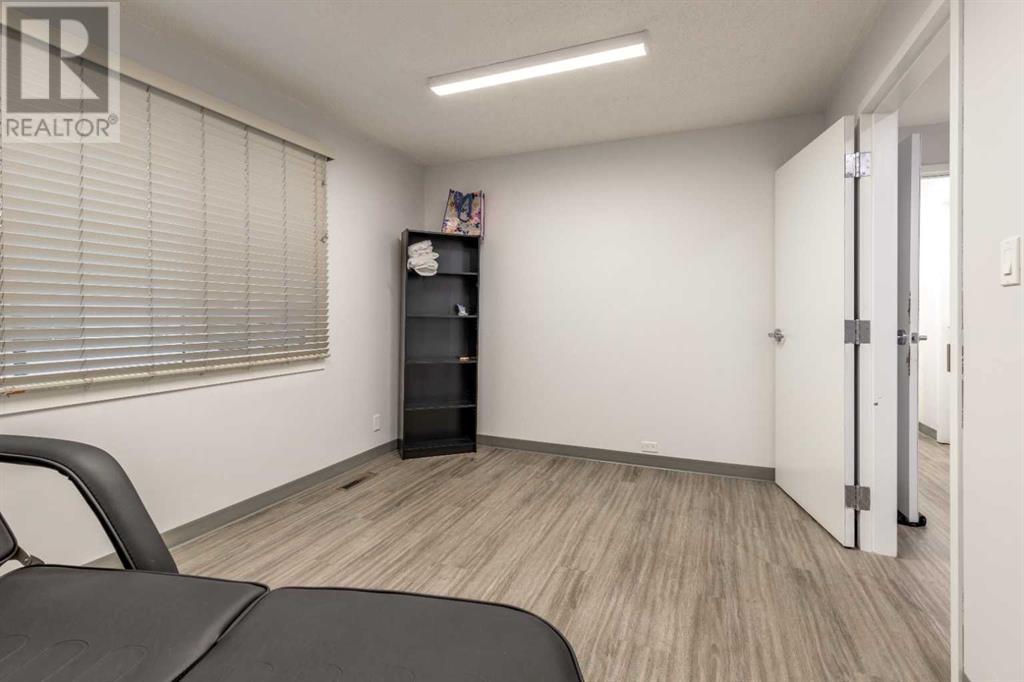 1910 18 Street Property Photo 22