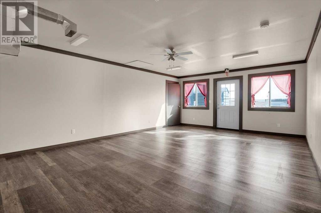 101 Main Street Property Photo 14