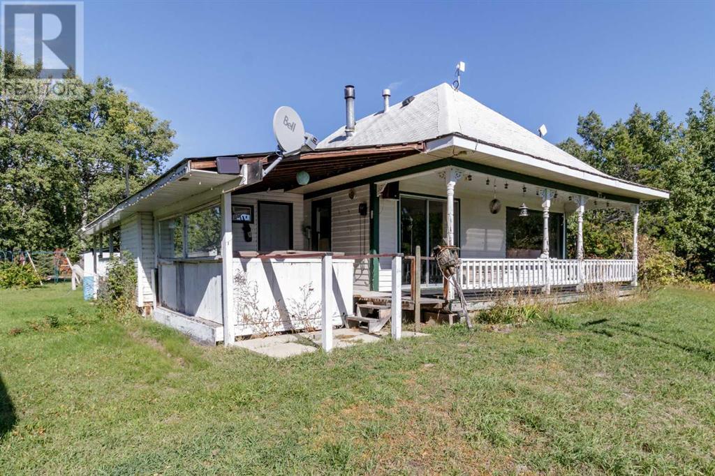 41255 Range Road 211 A - E Property Photo 37