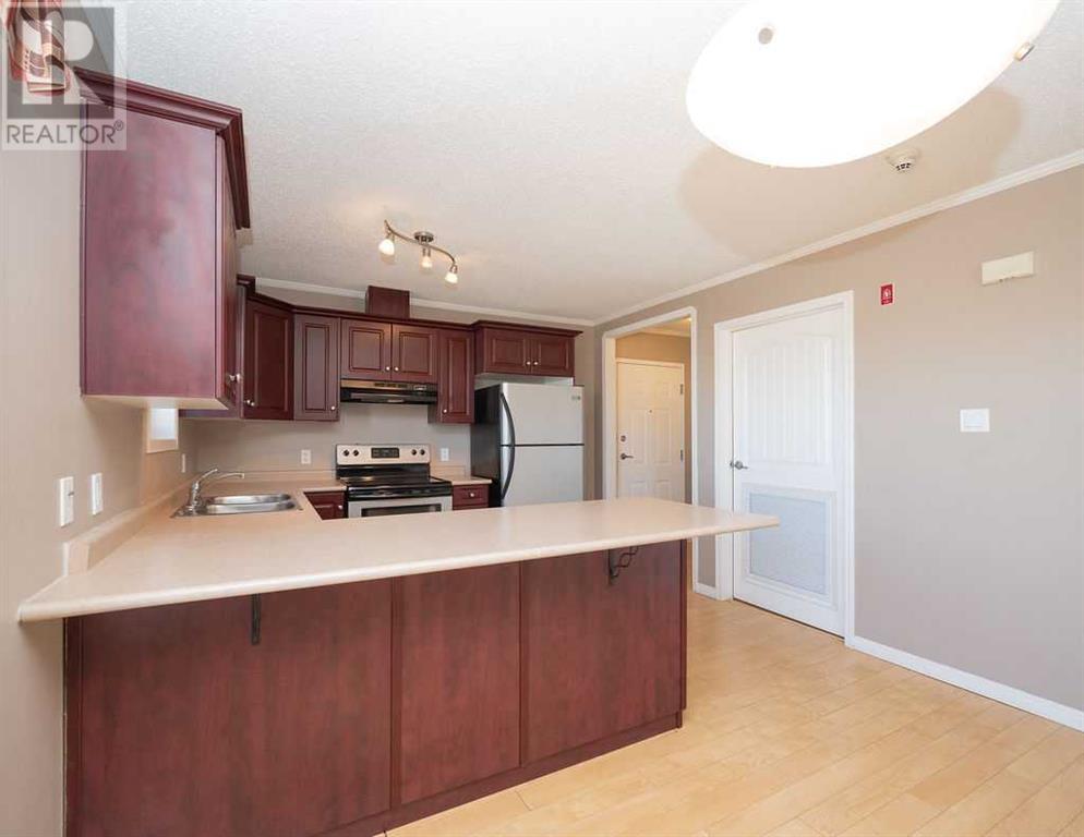 101, 202, 303, 304, 2814- 48 Avenue Property Photo 2