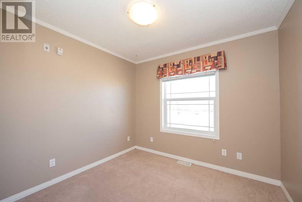 101, 202, 303, 304, 2814- 48 Avenue Property Photo 8