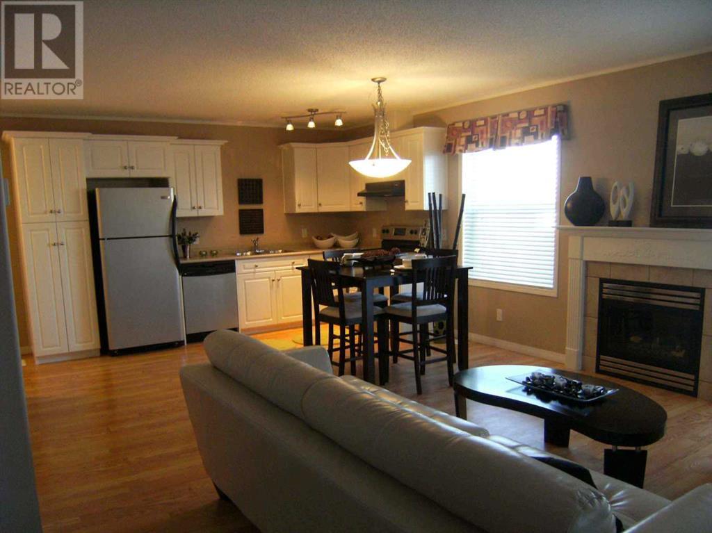 101, 202, 303, 304, 2814- 48 Avenue Property Photo 12