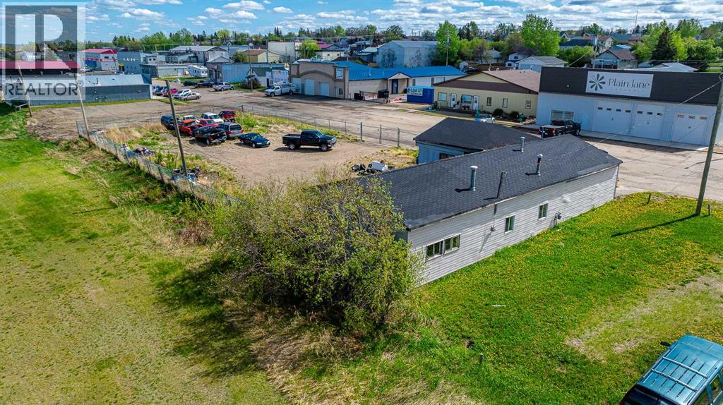5031 47 Avenue Property Photo 18