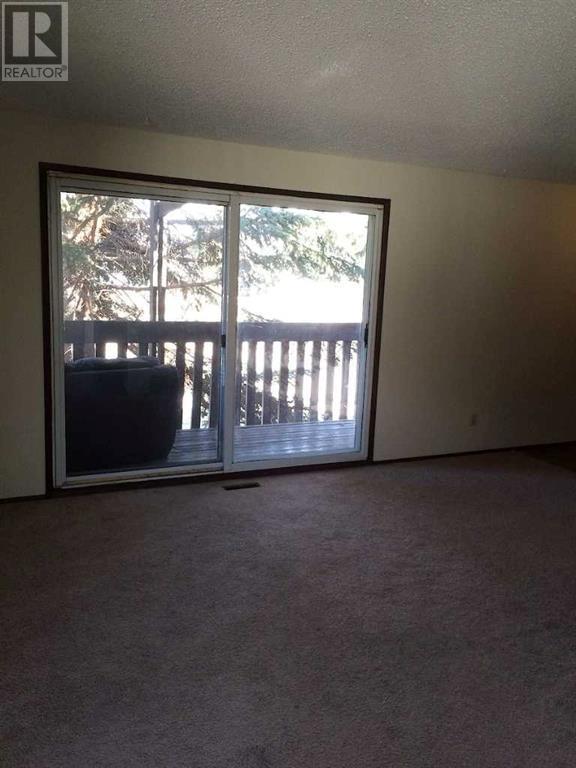4607-4611 73 Street Nw Property Photo 21