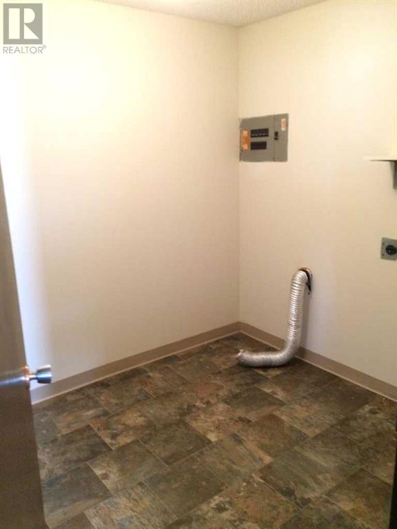 4607-4611 73 Street Nw Property Photo 24