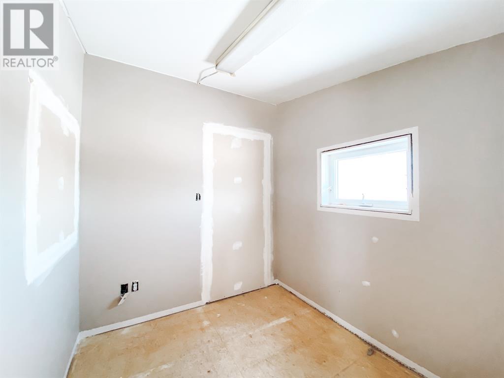 4720 49 Avenue Property Photo 23
