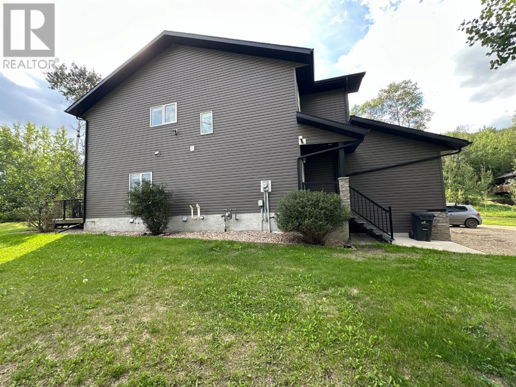 11321 & 11323 91 Street Property Photo 17