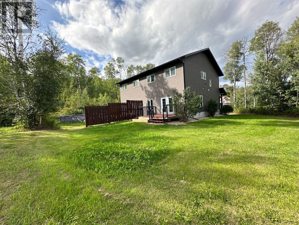 11321 & 11323 91 Street Property Photo 18