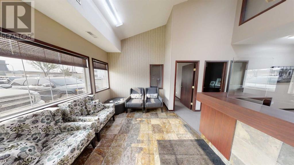 101, 102 109, 9824 97 Avenue Property Photo 3
