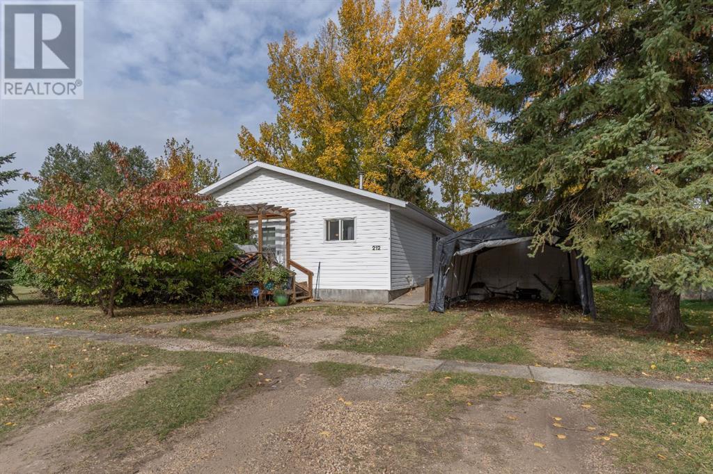 212 Mainstreet Property Photo 2