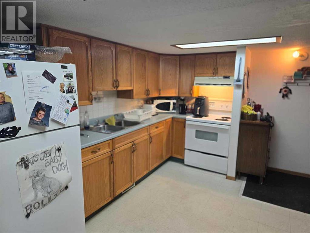 1-7, 205 Reed Avenue Property Photo 5