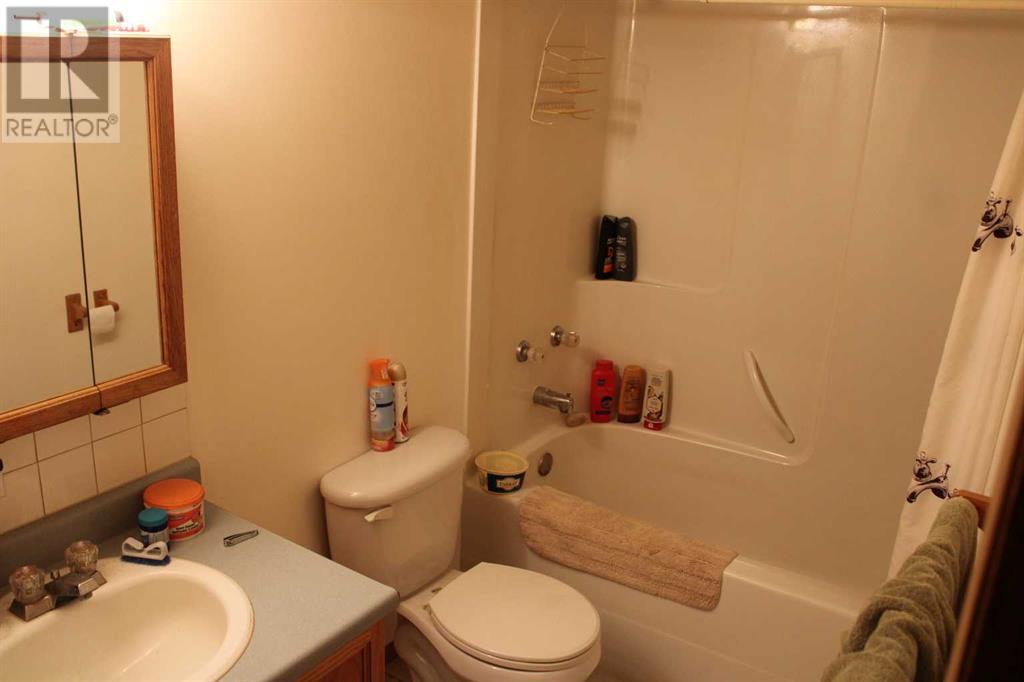 1-7, 205 Reed Avenue Property Photo 17
