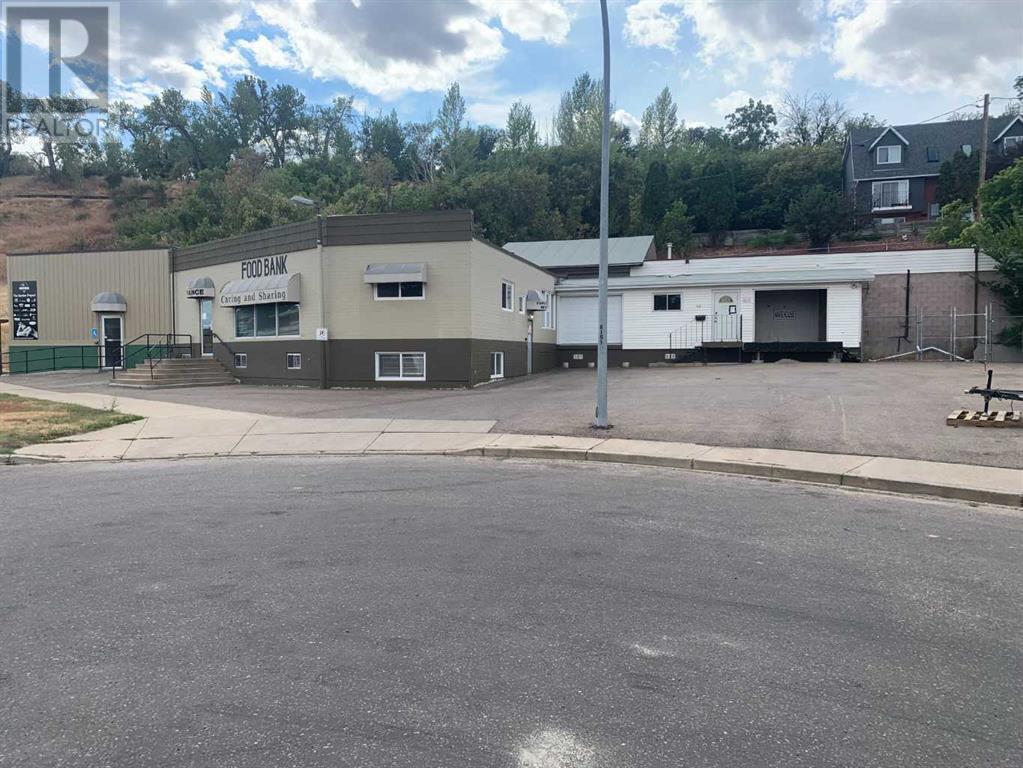 532 South Railway Street Property Photo 1