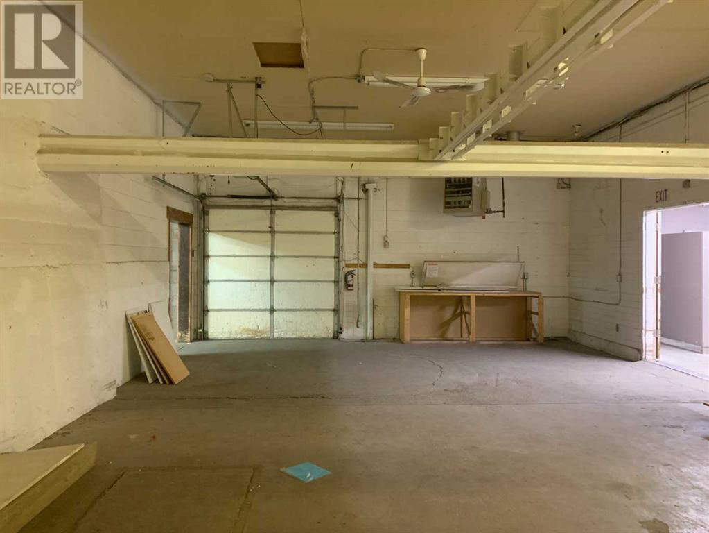 532 South Railway Street Property Photo 11