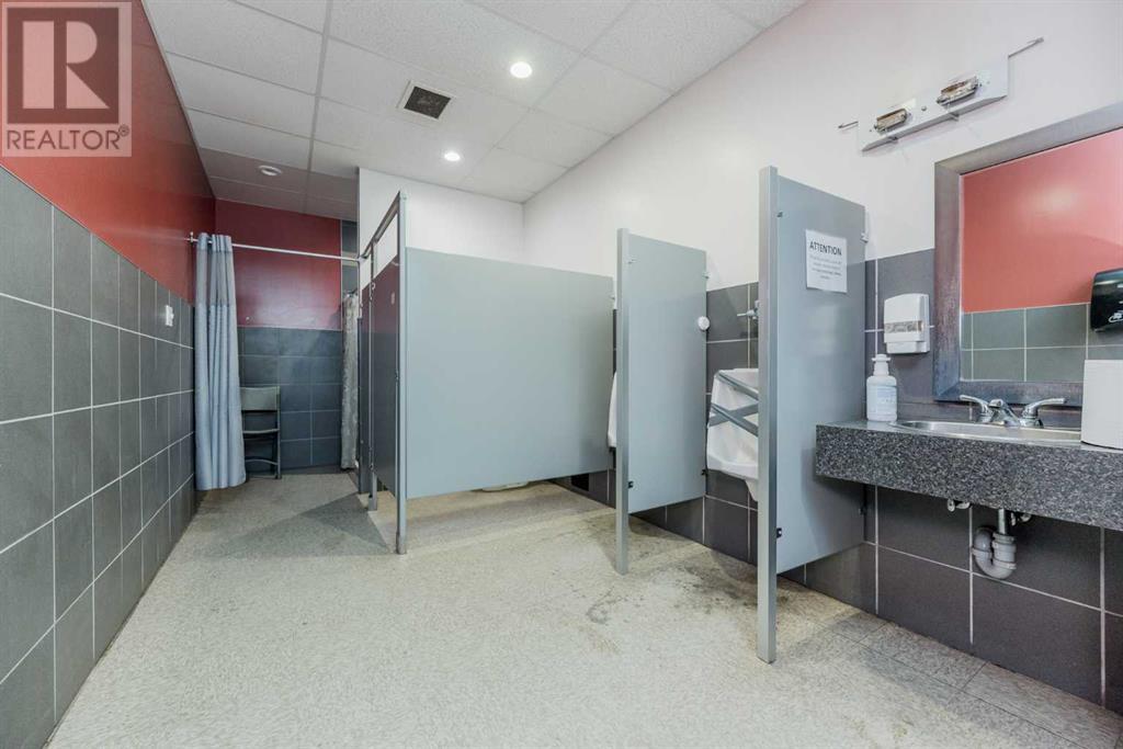 11201 97 Street Property Photo 21