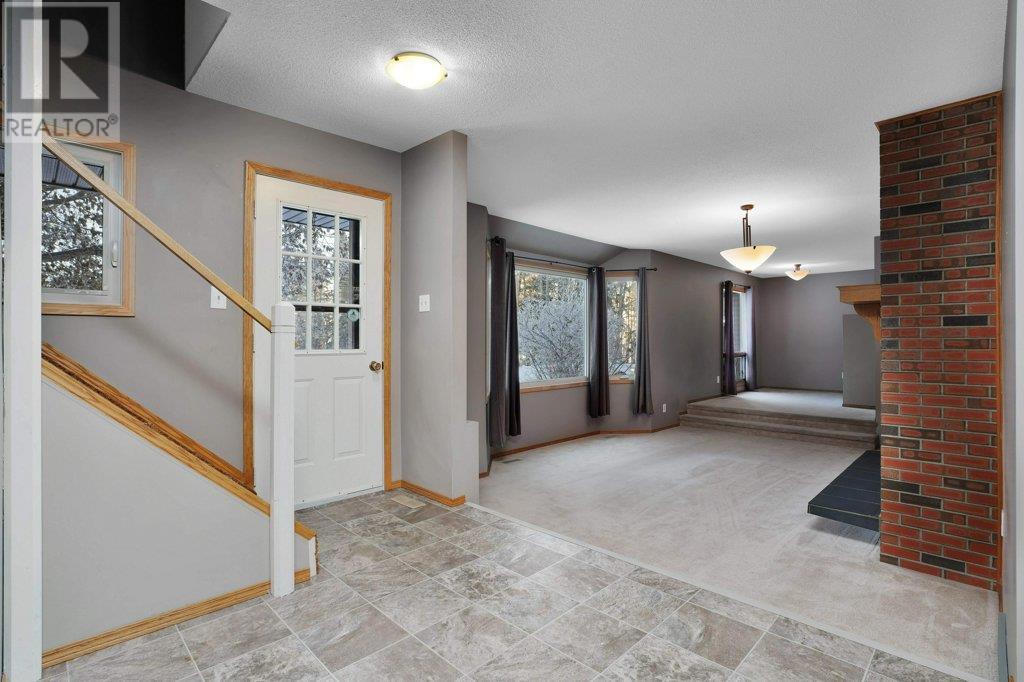 20, 38130 Range Road 270 Property Photo 14