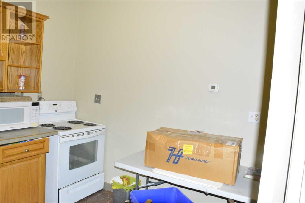 9626 94 Avenue Property Photo 14