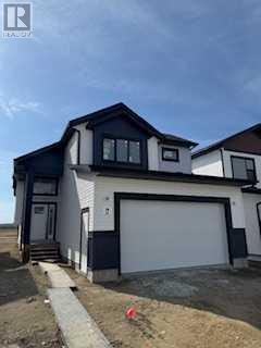 14 Ian Way Property Photo