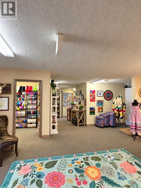 10016 103 Avenue Property Photo 2