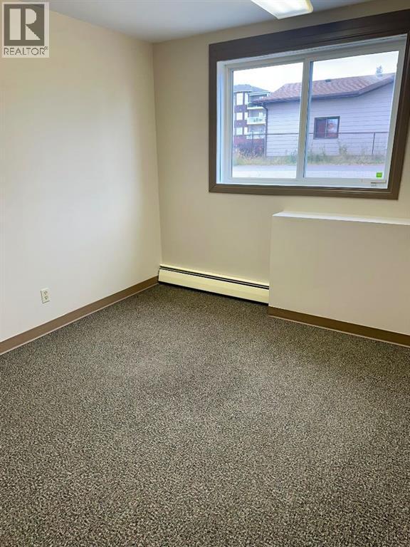 10016 103 Avenue Property Photo 6