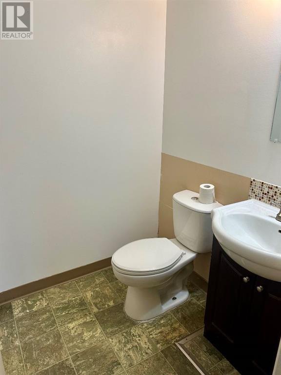 10016 103 Avenue Property Photo 10
