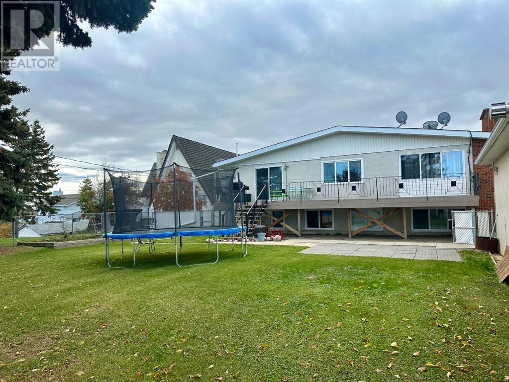 10016 103 Avenue Property Photo 17
