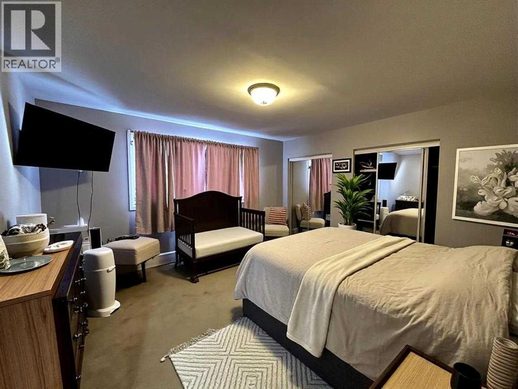 10016 103 Avenue Property Photo 22