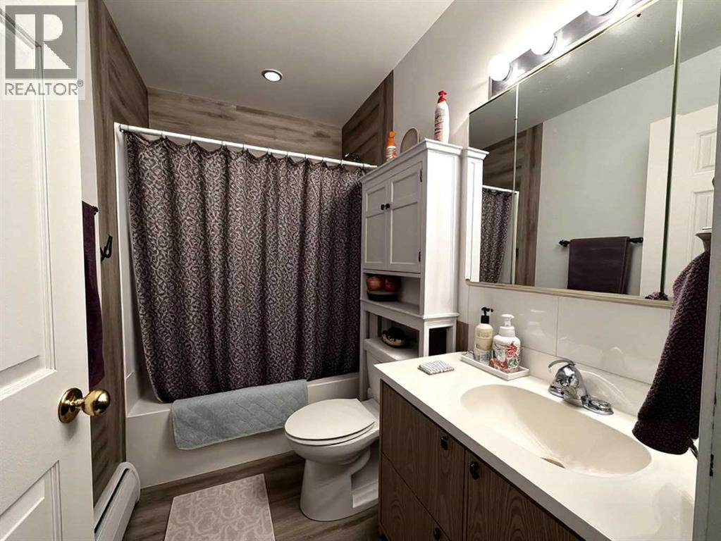 10016 103 Avenue Property Photo 23