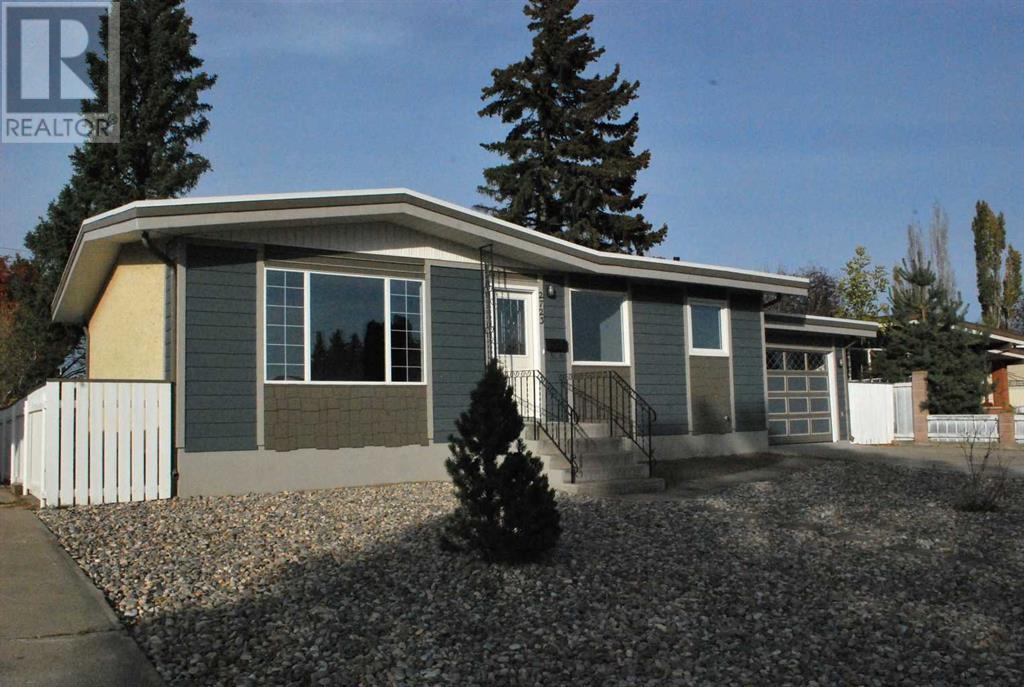 2723 8a Avenue N Property Photo 1