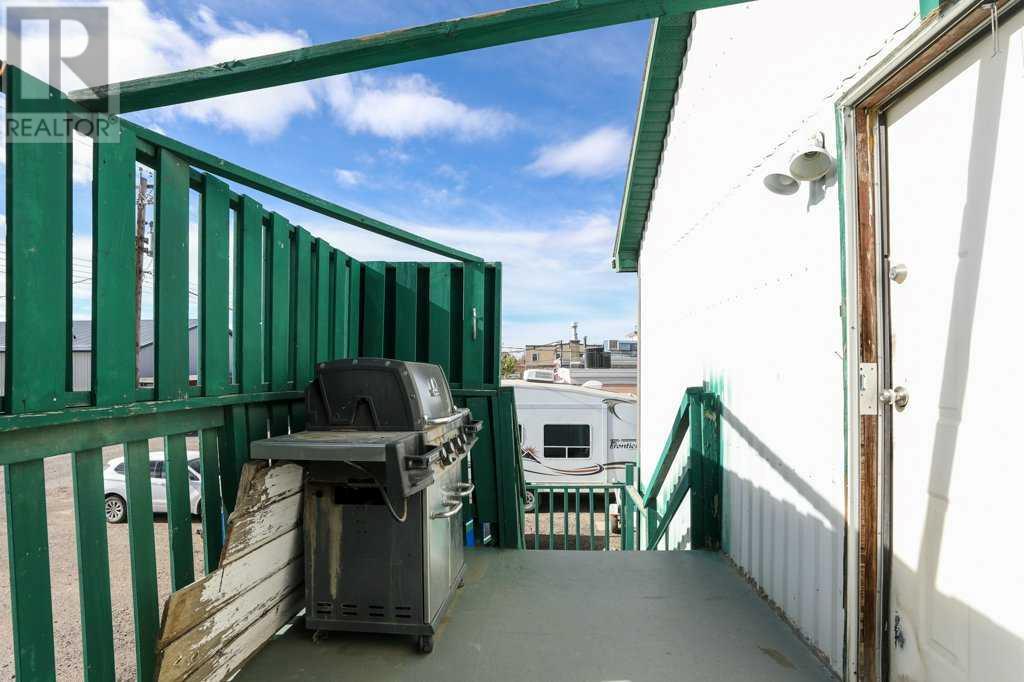 417 2 Avenue N Property Photo 5