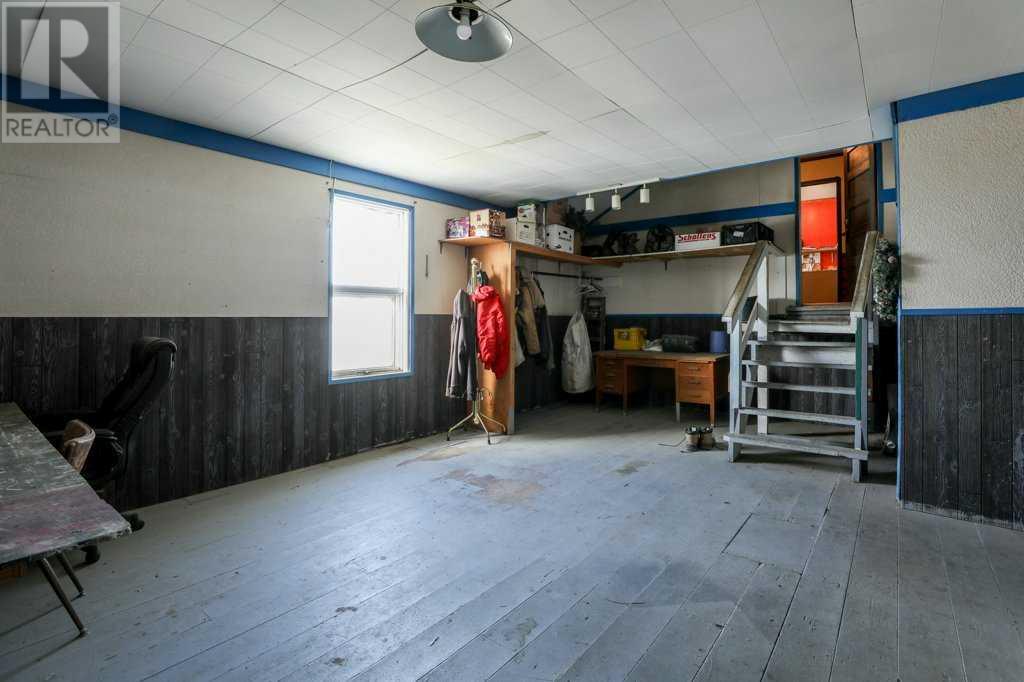 417 2 Avenue N Property Photo 18