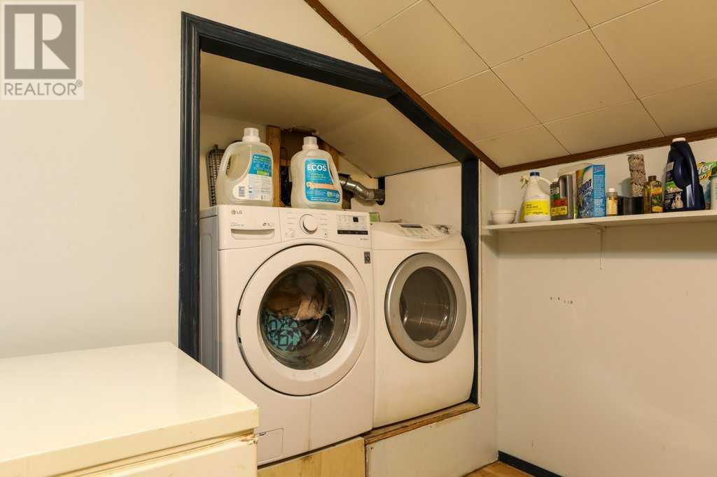 417 2 Avenue N Property Photo 29