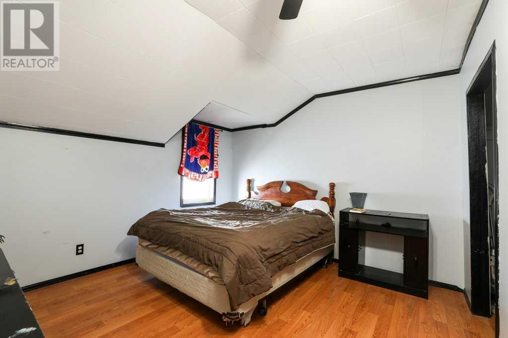 417 2 Avenue N Property Photo 31