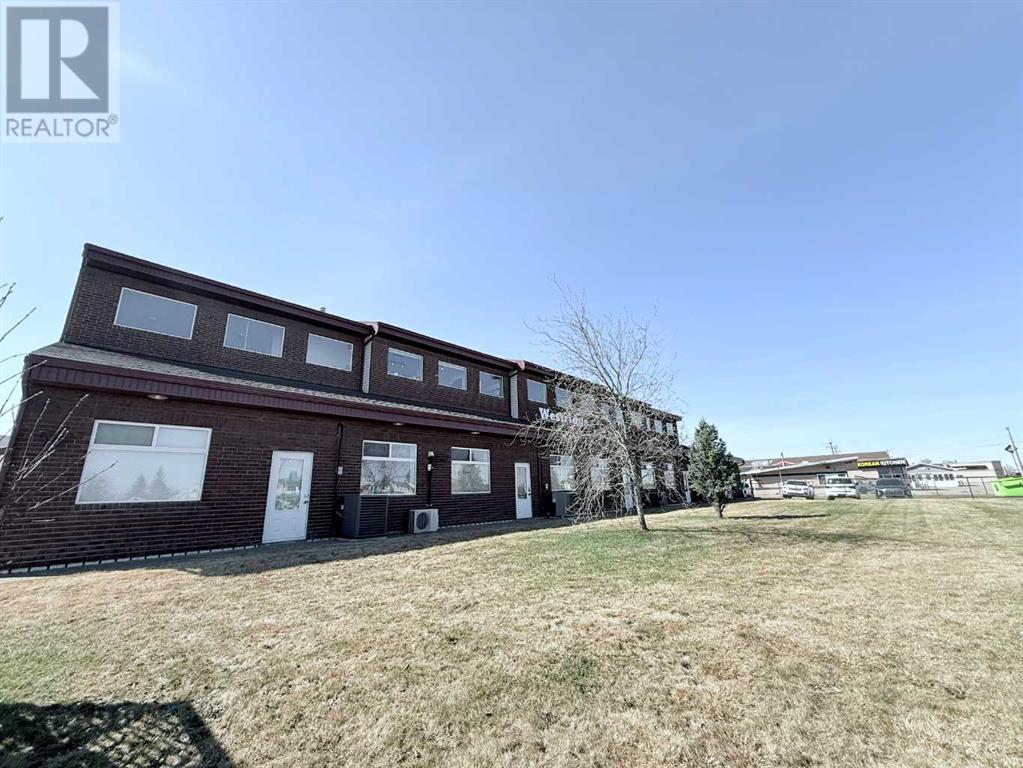 102, 10418 99 Avenue Property Photo 4