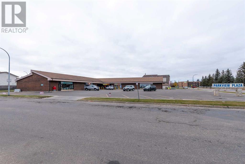 5601 31 Street Property Photo 8