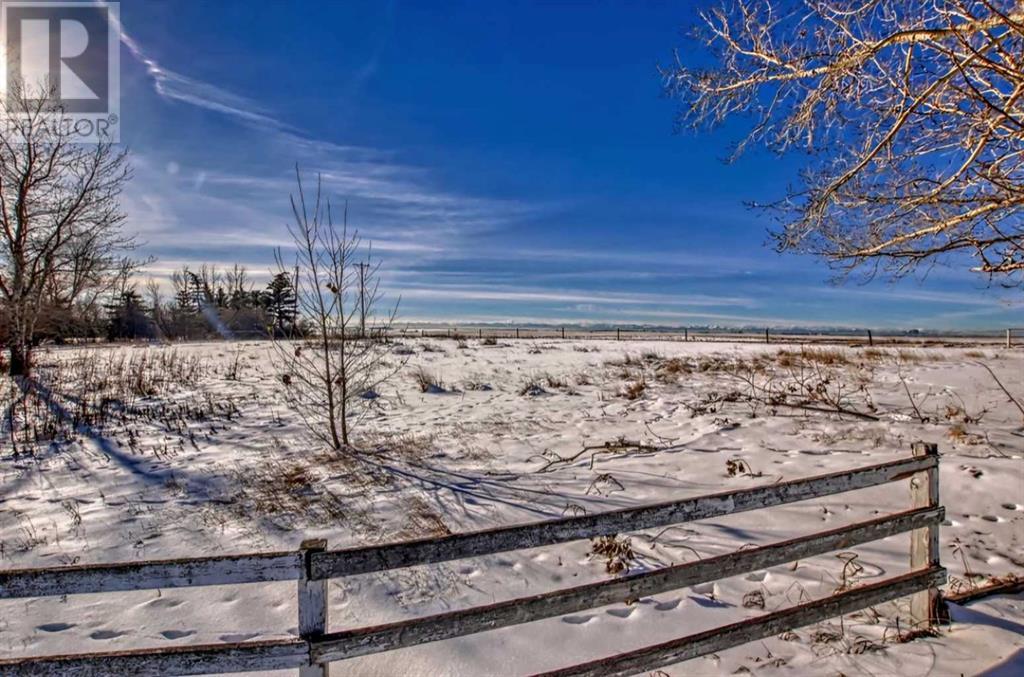 243190 Rainbow Road Property Photo 4
