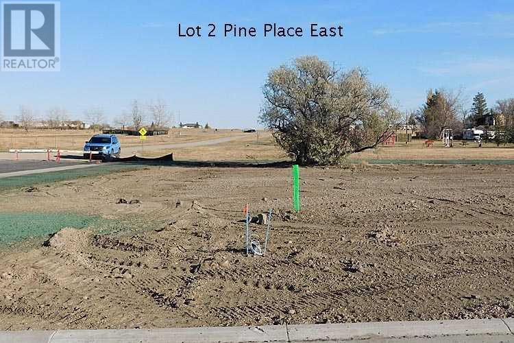 2 Pine Place E Property Photo
