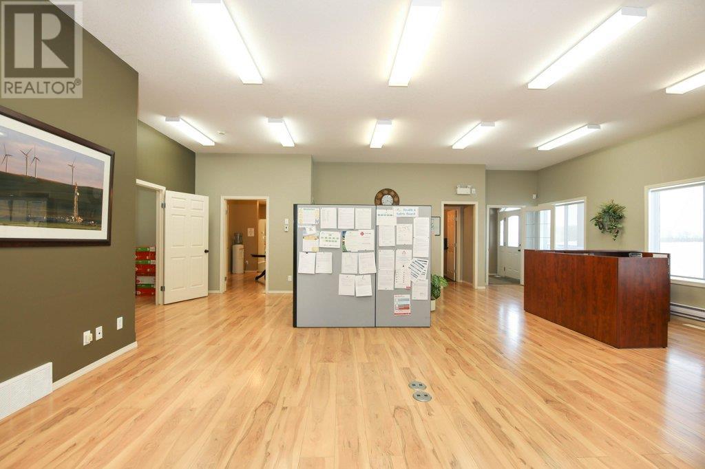 5209 49a Avenue Property Photo 7