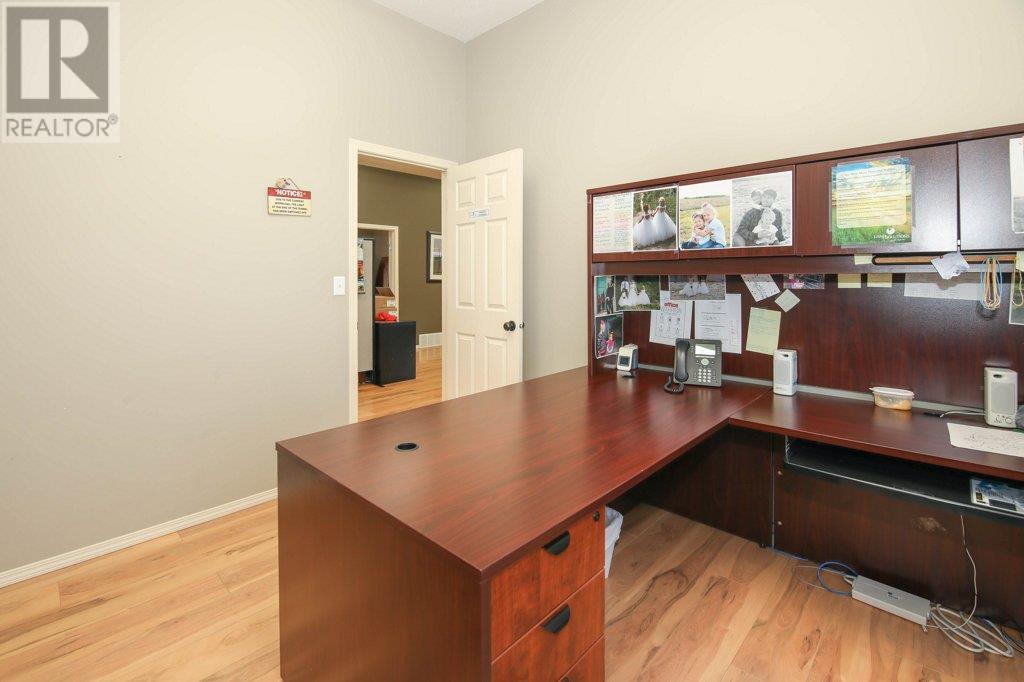 5209 49a Avenue Property Photo 9