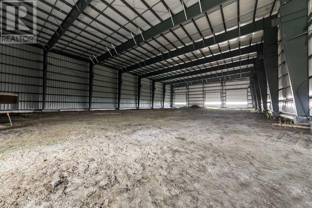 6852 66 Street Property Photo 8