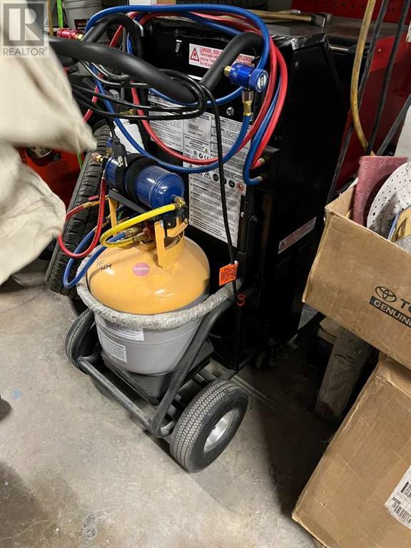 4261 23 Street Ne Property Photo 18