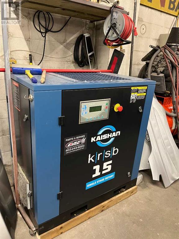 4261 23 Street Ne Property Photo 30