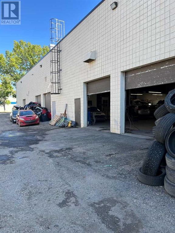 4261 23 Street Ne Property Photo 31